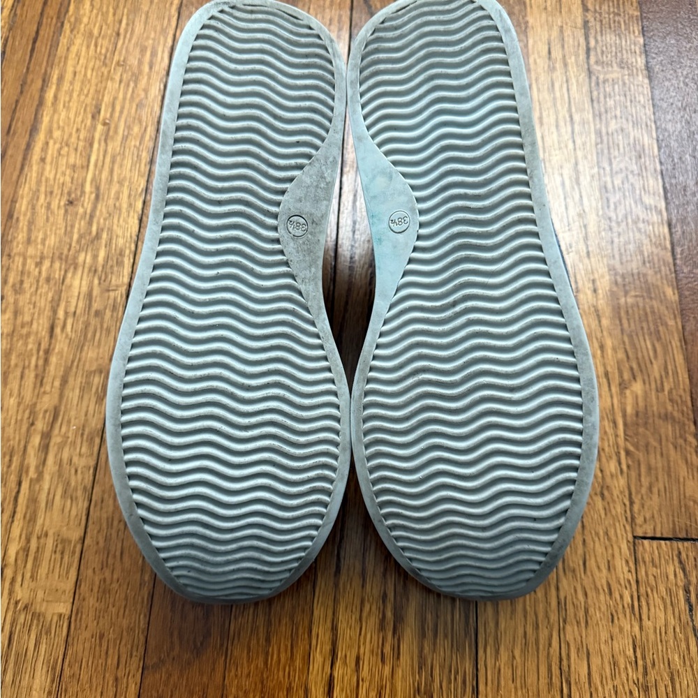 Softwaves Cassie Suede Platform Slip-on Sneakers - Picture 7 of 8